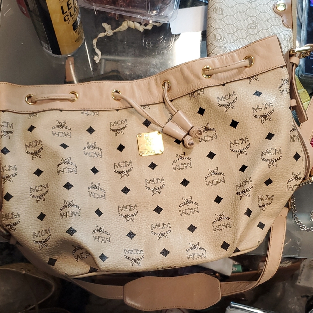 MCM Visetos Leather Beige/Cream Bucket Bag